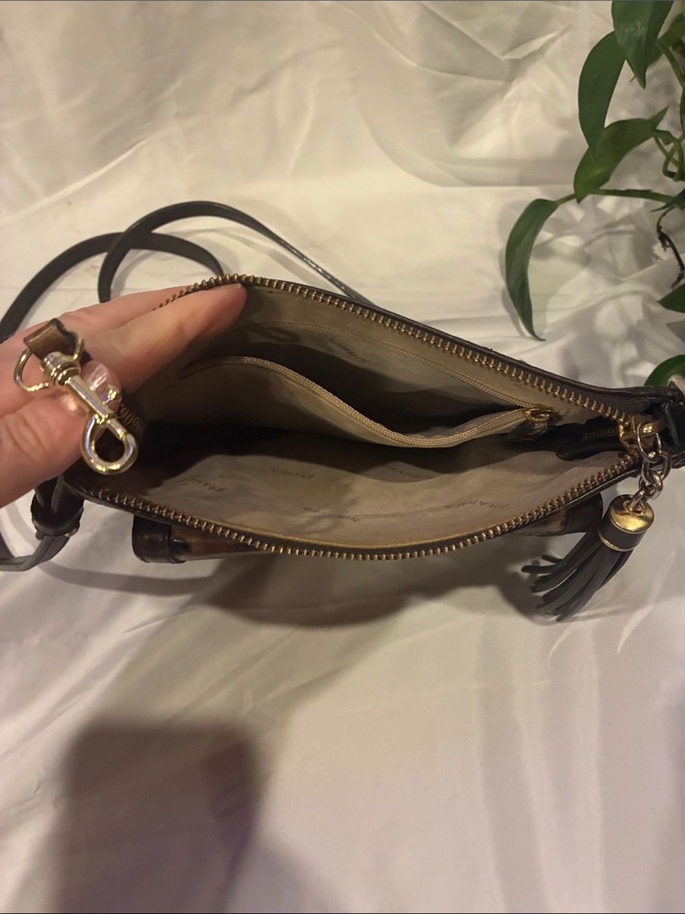 Brahmin Mimosa Espresso Fresco Embossed Leather Crossbody (ABBA) - Picture 14 of 16
